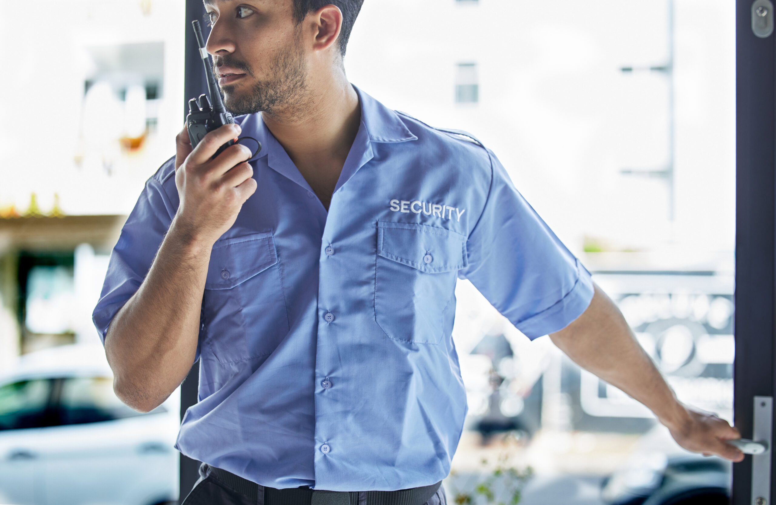 Seguridad privada para centros de salud y consultorios protecci&oacute;n para el personal m&eacute;dico